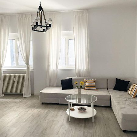 White Apartment Бухарест Екстер'єр фото