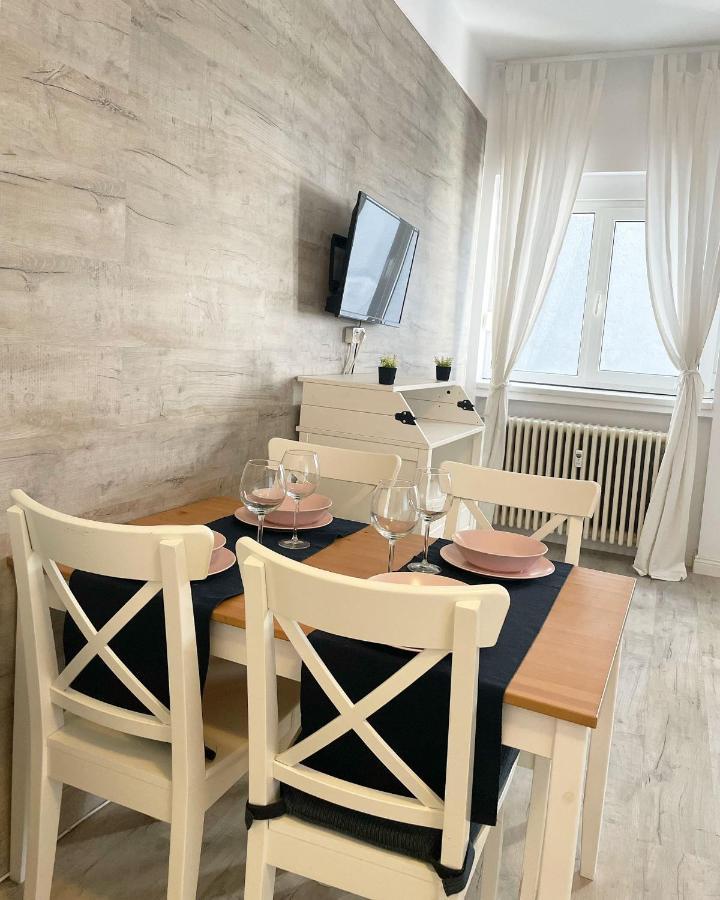 White Apartment Бухарест Екстер'єр фото