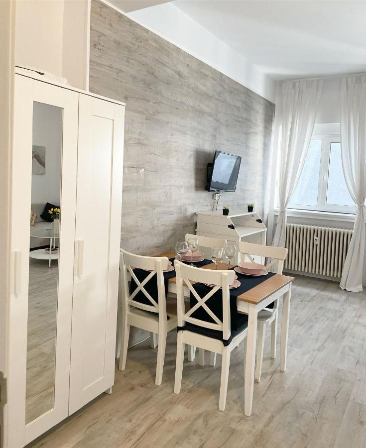 White Apartment Бухарест Екстер'єр фото